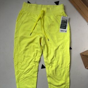 Lululemon scuba high rise jogger solid neon highlight yellow
